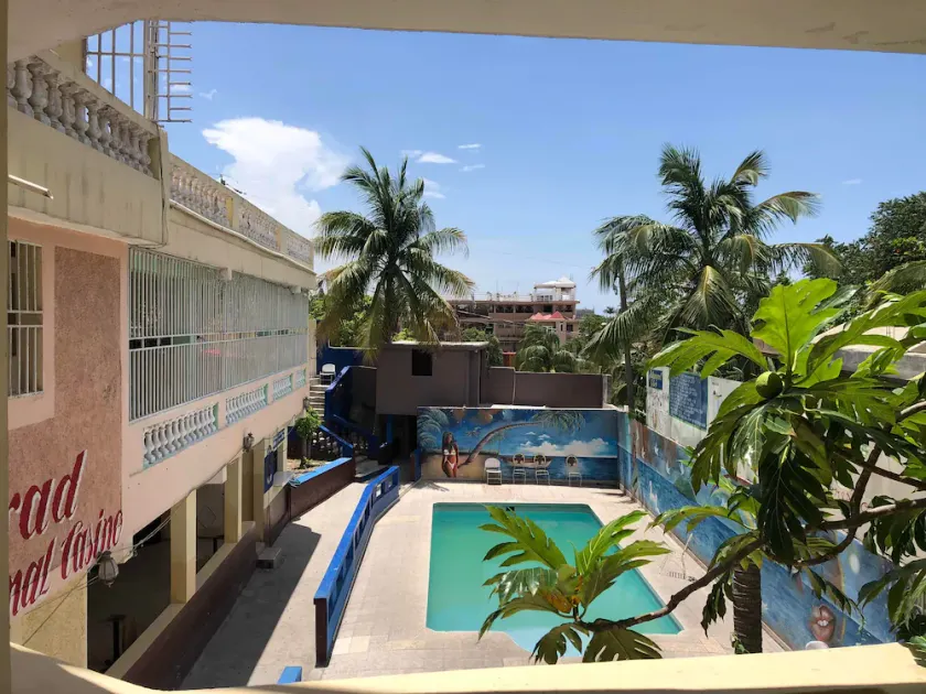 Detente Du Cacique Villa Hotel - Image 1