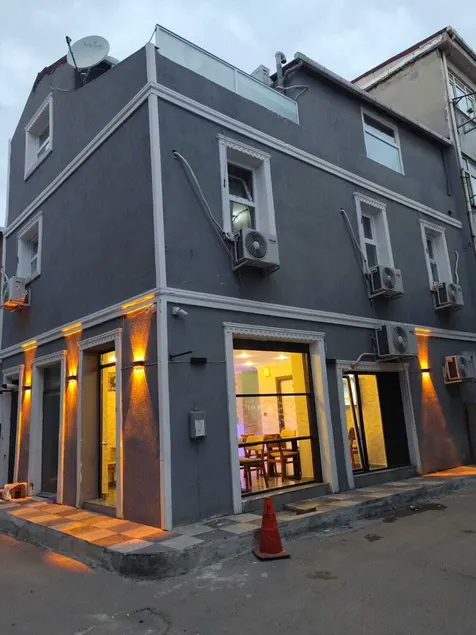 Moonlight Hotel - Image 1