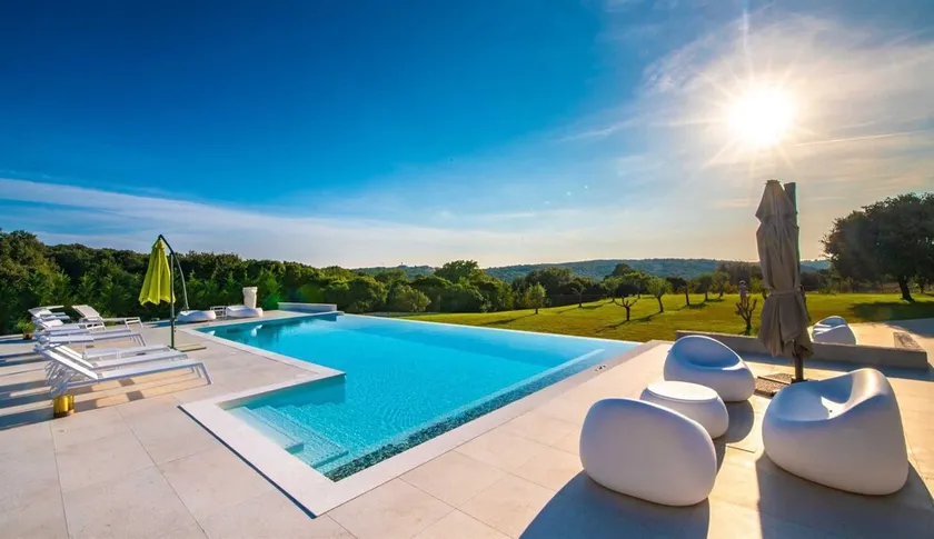Luxury Villa Artemis with Heated Pool - Image 1
