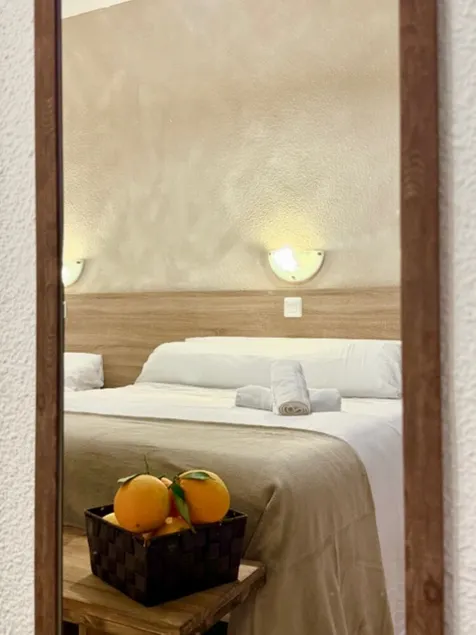 HS Altet Suites - Alicante Airport - Image 1