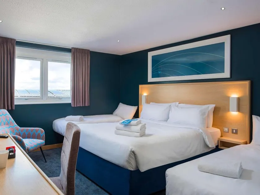 Travelodge Shrewsbury Bayston Hill - Image 1