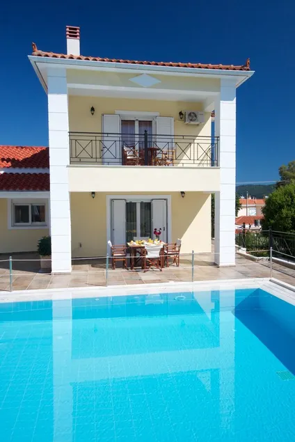 Maisonette  With Shared Pool, Sea And Mountain Views - Image 1