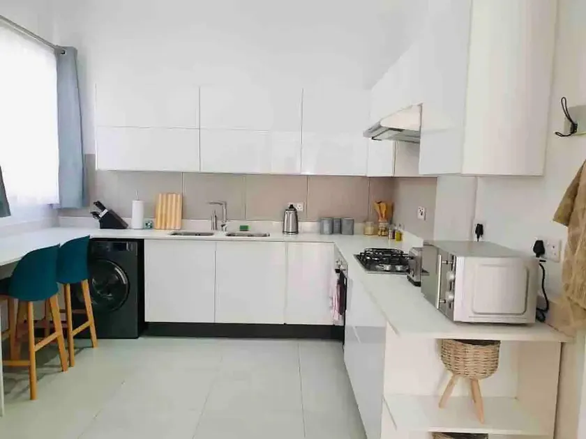 Contemporary 2 bed in Suburbs - 2080 - Image 1