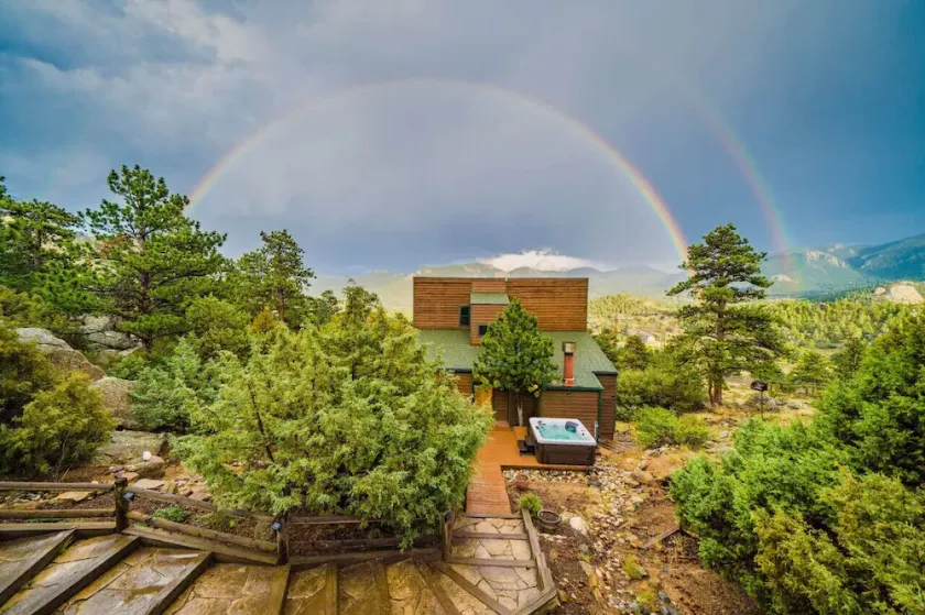 Meilleures vues et bain à remous près du parc national | Privé, calme, paisible - Image 1