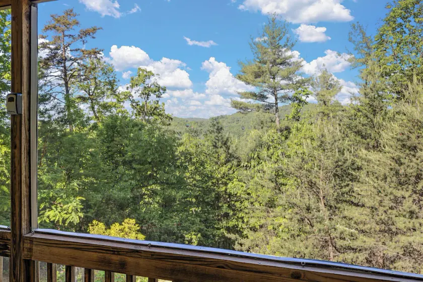 Cozy Mountain Getaway - Hiking, Waterfalls & Pond - Buck Mountain - Near Boone - Image 1