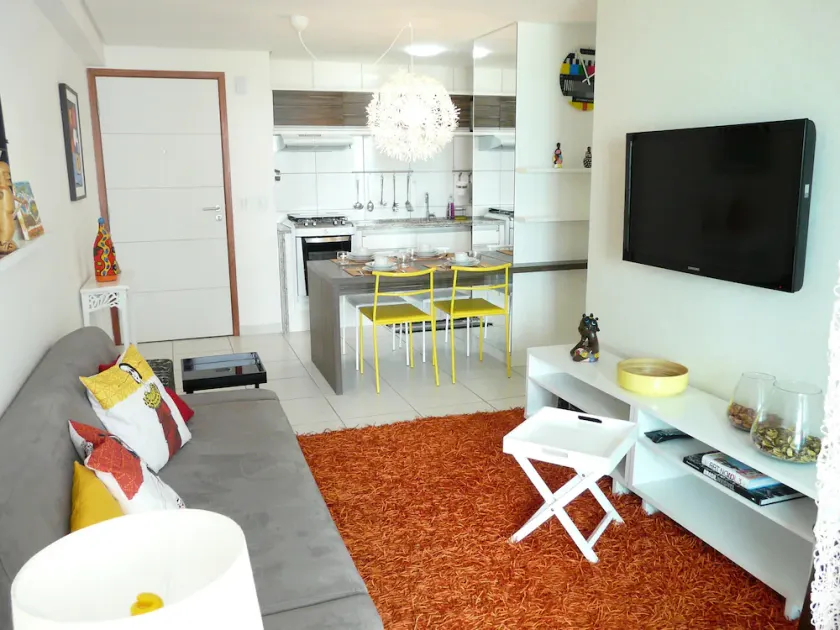 Incredible beachfront apartment in Boa Viagem with rooftop pool and ocean views. - Image 1