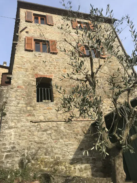 Entire house in a castle village with panoramic views - Image 1