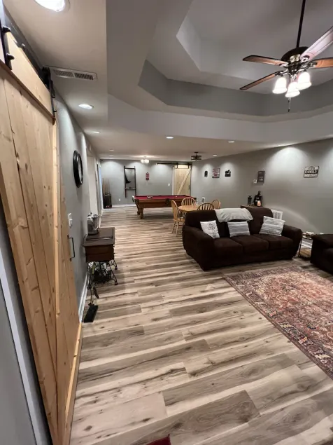 Quiet and secluded barn home close to Ft Leonard Wood and outdoor activities!!!! - Image 1