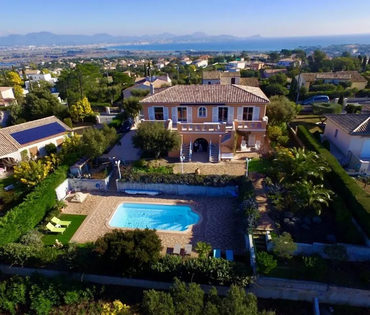 La Bastide, 4 Sterne, Schwimmbad, Strand in der Nähe des Golfs von Saint Tropez - Image 1