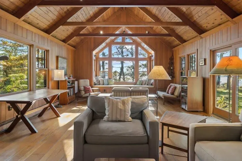 Sweeping Water Views, Deeded Beach Access, Pet Friendly and AC - Image 1