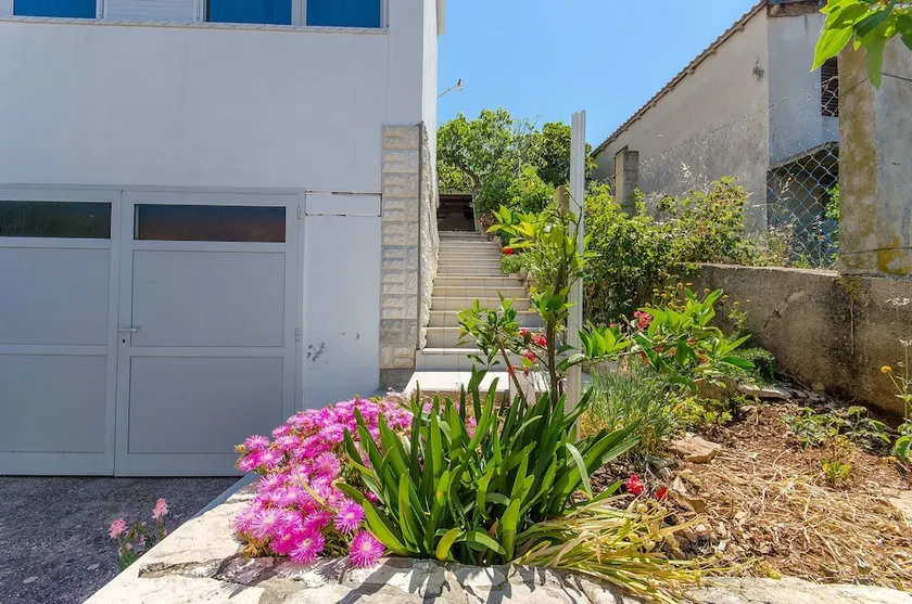 Apartment Ljubica - Image 1
