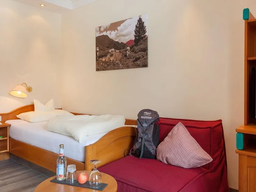 Einzelzimmer \"unterwirt\" bis 6 Nächte Halbpension - Family & Sporthotel Kärntnerhof - Image 1