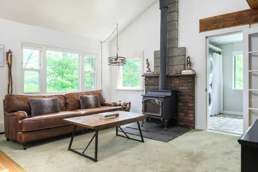 Walk-to-Lake Cottage With Paddleboards for Peaceful Summer Days - Image 1