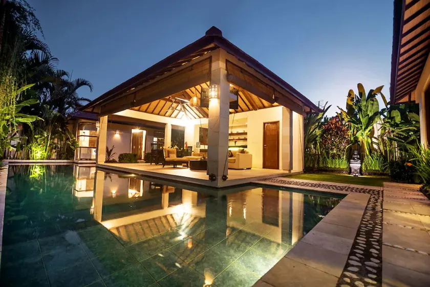 SEMINYAK, Great Value, 7 Bdr, New, Close To Beach - Image 1