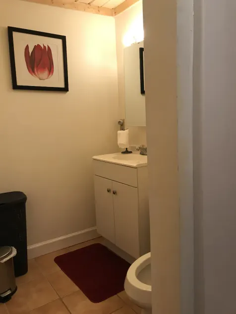 Studio apartment in the Country-private entrance-long term - Image 1