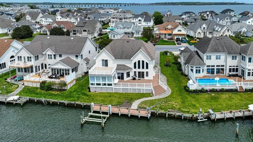 Ocean City MD waterfront rental with skyline views, canal access, bring your boat or jet ski! - Image 1