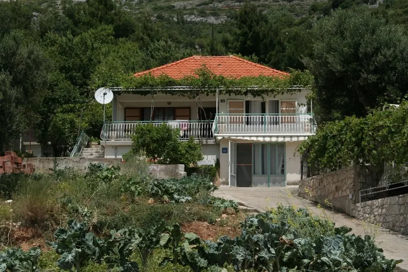 Toværelses lejlighed ved stranden Kuciste - Perna, Peljesac (A-4540-a) - Image 1