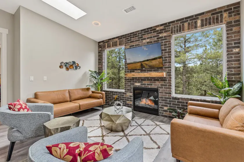 Gathering Tree Upscale 2 bedroom Fireplace,Hot Tub - Image 1