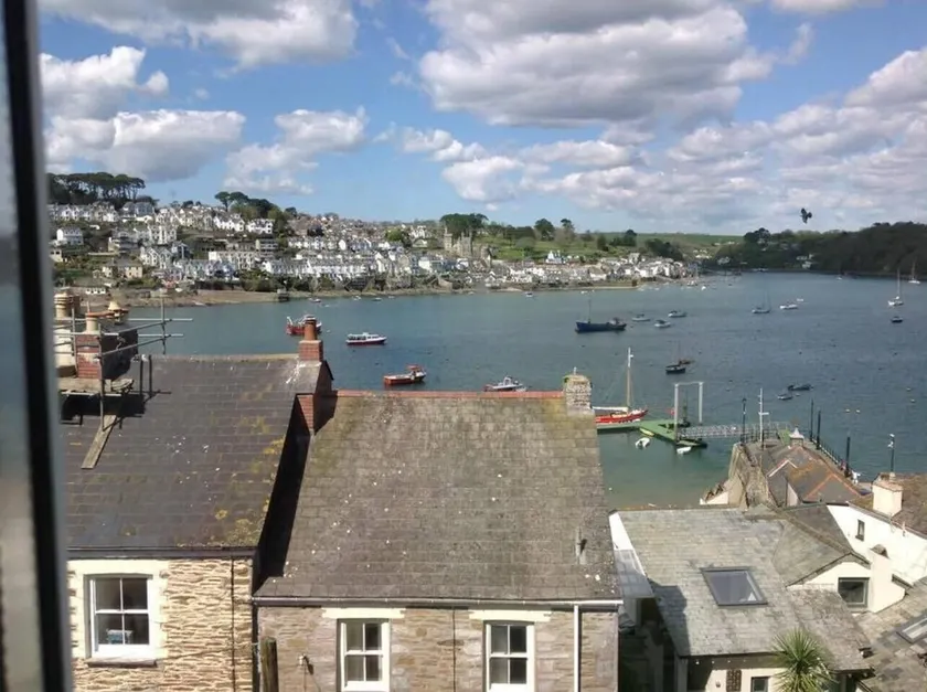 Newly refurbished 7-Bed Cottage in Polruan, Fowey - Image 1