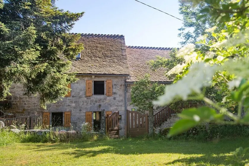Gîte aux combettes 4/6 personnes - Image 1