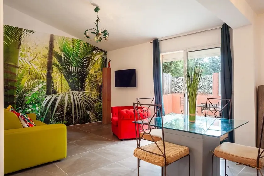 Apartamento \"Les Salons du Bastier 3\" com piscina partilhada e Wi-Fi - Image 1