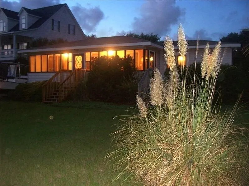 Cottage: 3005 Palmetto Blvd. - Image 1
