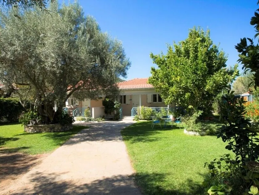 Holiday Home 'Aelia House - Elia' with Mountain View, Wi-Fi and Air Conditioning - Image 1