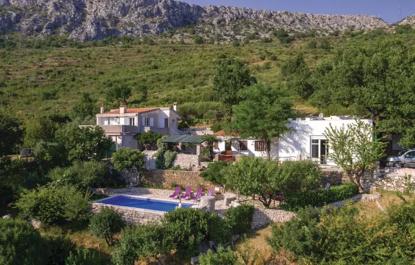 Stunning Home In Klis - Image 1