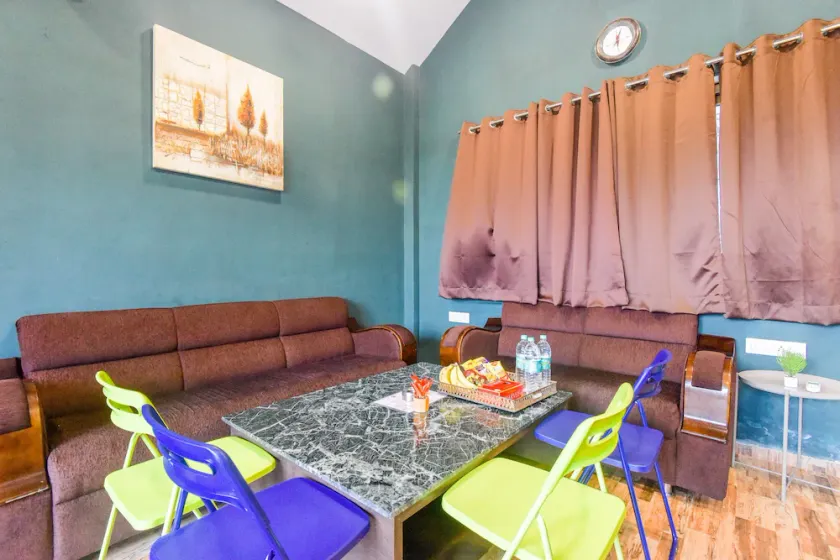 4 Star Lavish Villa - Image 1