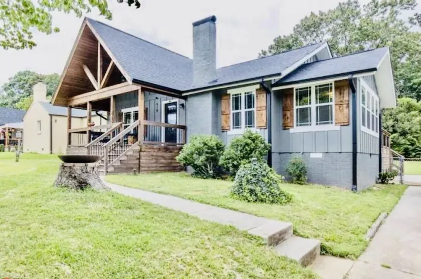 3-bedroom vacation home 5 minutes from High Point University - Image 1