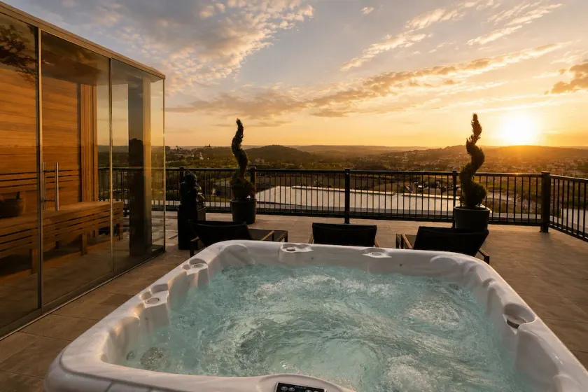 Luma Hotel Spa&Fitness - Image 1