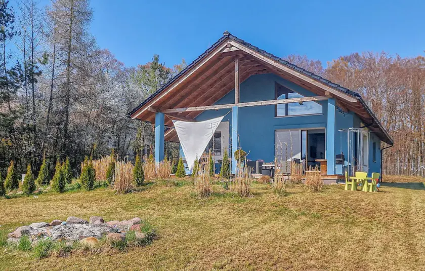 4 Bedroom Stunning Home In Mikorowo - Image 1
