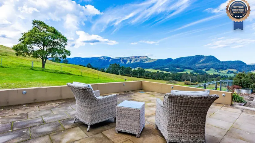 The Dairy at Cavan I Kangaroo Valley I Stunning Views - Image 1