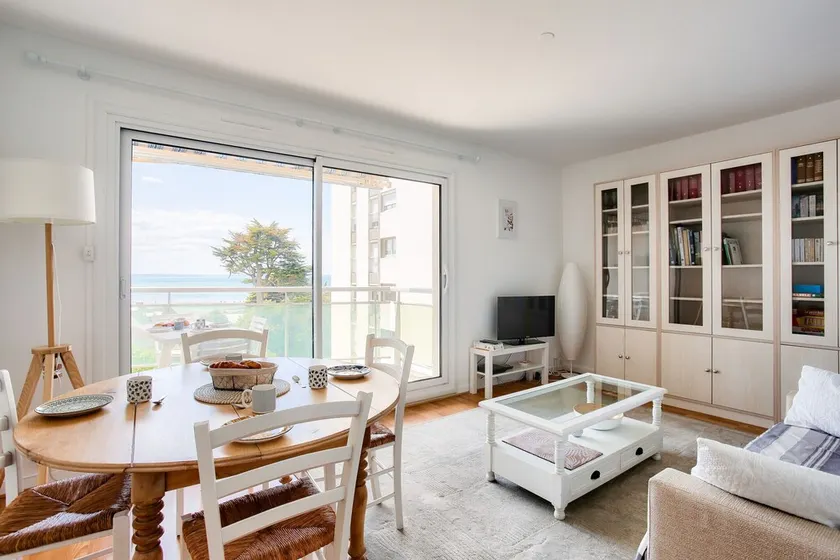 Holiday with sea view in Pléneuf-Val-André - Image 1