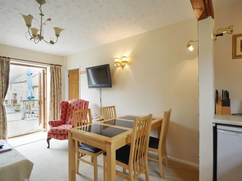 2 bedroom accommodation in Sidbury, near Sidmouth - Image 1