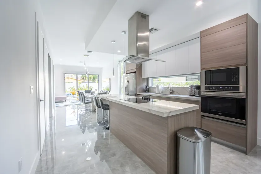 NEW Townhouse in Coconut Grove - Image 1