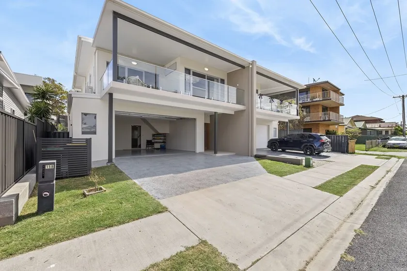 Sunnyside -15B Baldwin St SWR - Image 1