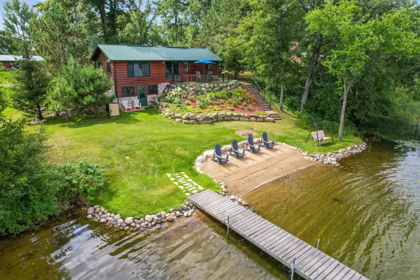 PRIVATE BEACH + GULL LAKE CHAIN + SHOP NISSWA + LILY PAD + GAME ROOM - Image 1