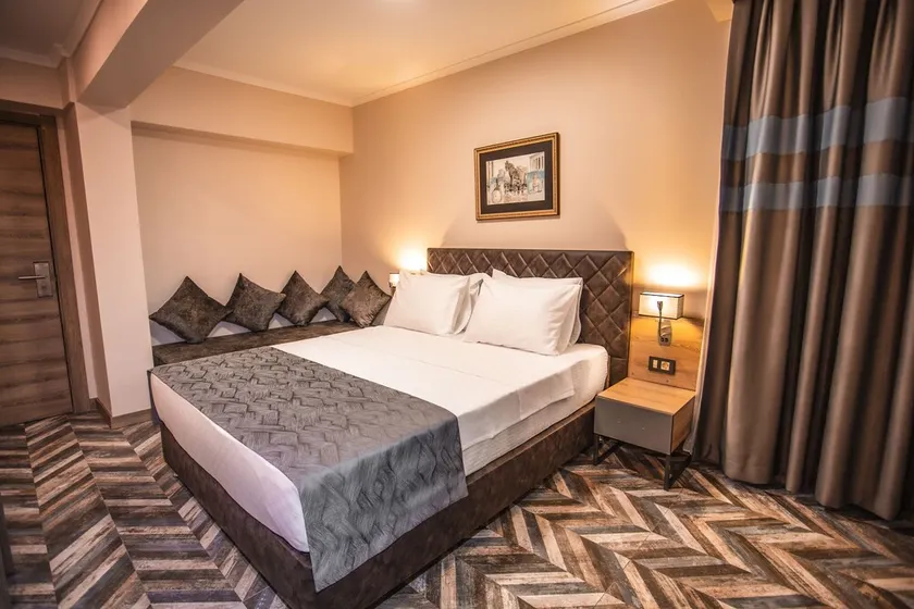 Hotel Kale 17 - Image 1