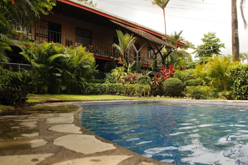 Playa Hermosa Jaco Beach Condo POOL, A/C, WiFi, CABLE HD, FULL KITCHEN - Image 1