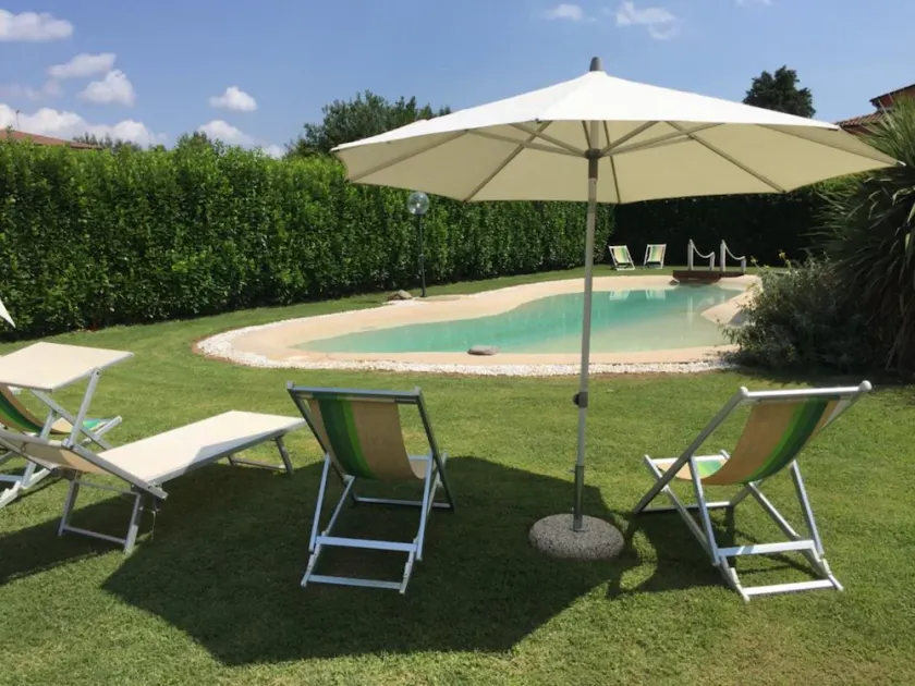 Betulla,  Barga!  Private beach style pool,  WIFI, walk to bars/restaurants! - Image 1