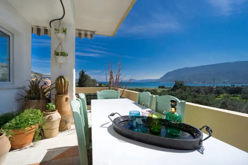 Souda bay Penthouse - Image 1