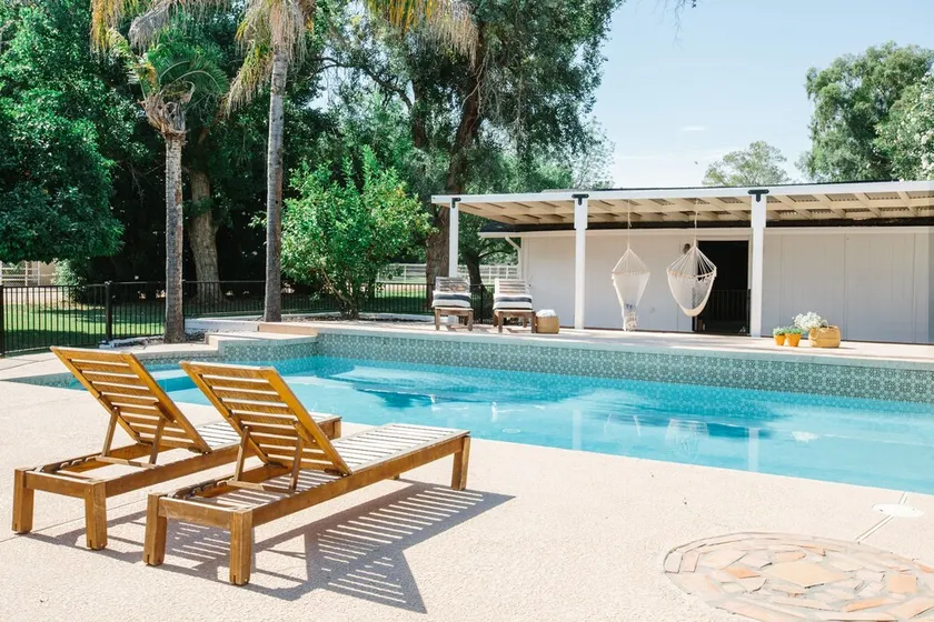 Acreage Ranch in GILBERT - Pool! - Image 1