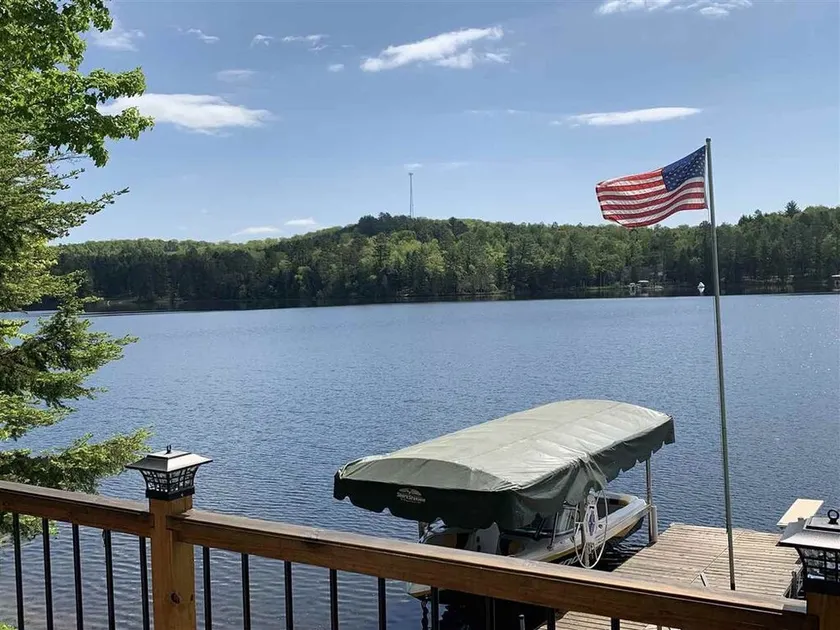 Northwoods Paradise on Keyes Lake sleeps 12 - Image 1