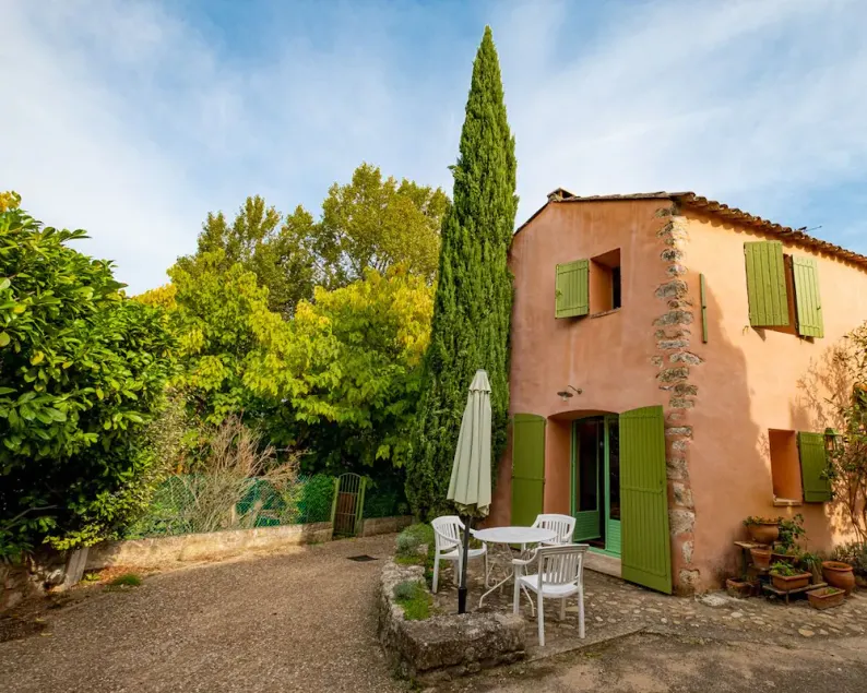 Maison de vacances agréable 2 km au sud de village ocre Roussillon - Image 1