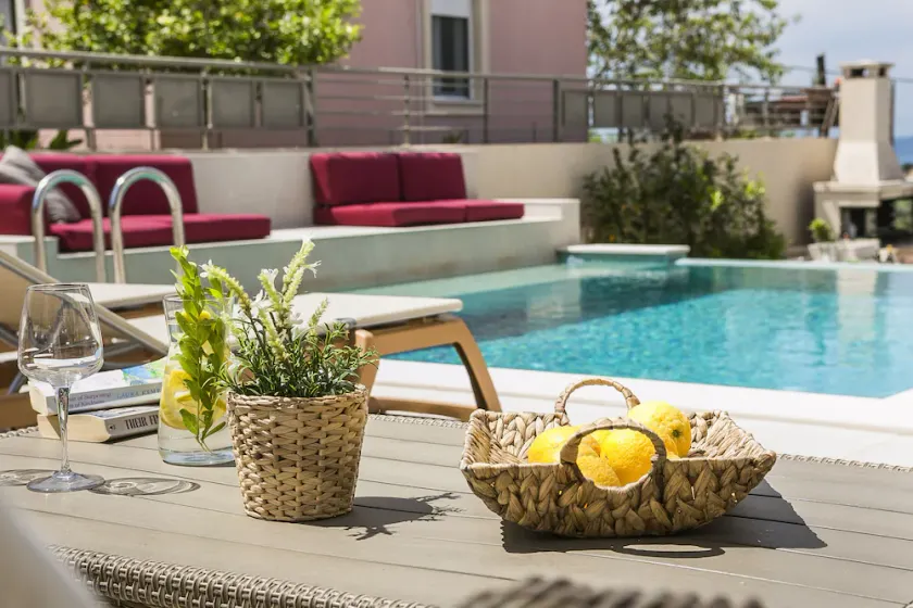 VILLA DU LAC ATHINAIS, 6 chambres, piscine privée, barbecue - Image 1