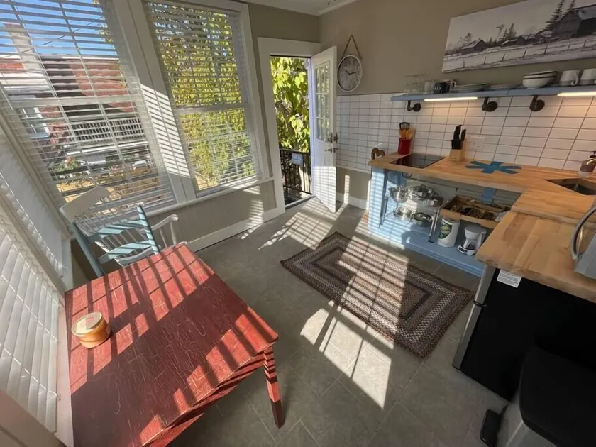 BLETCHER GARDEN LOFT - LANCASTER HISTORIC DISTRICT - Image 1