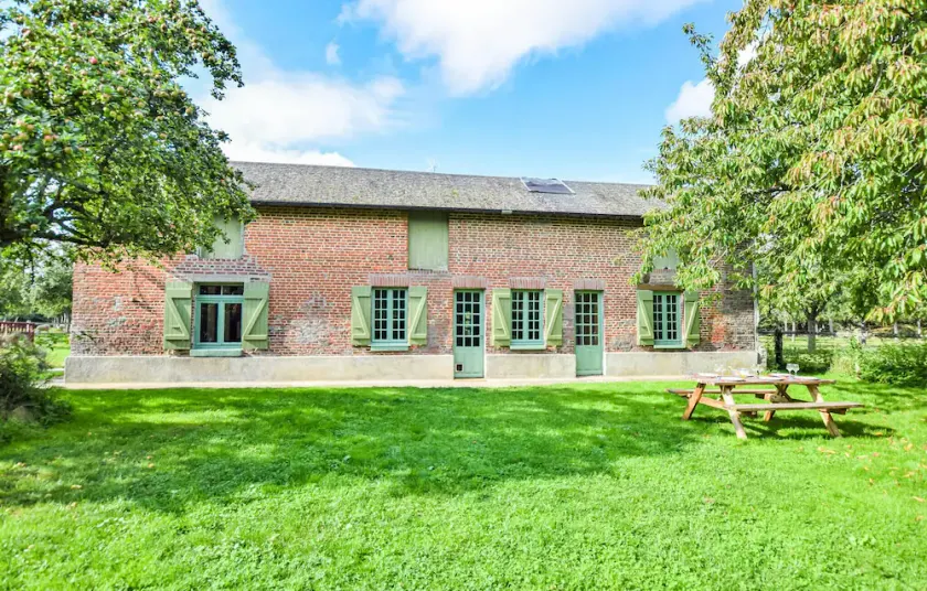 3 Bedroom Pet Friendly Home In Cormeilles - Image 1