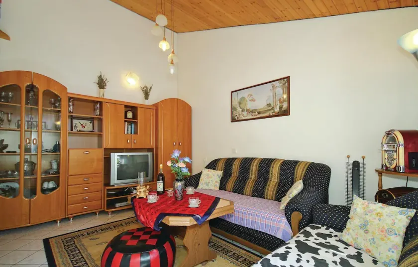 1 bedroom awesome home in Cervar Porat - Image 1