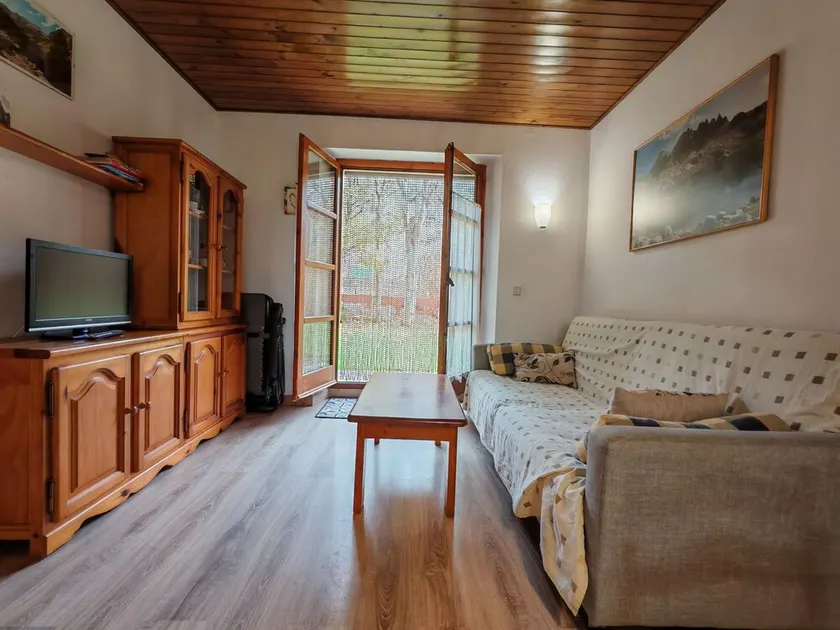 First floor apartment with garden - Isard 3 - Image 1